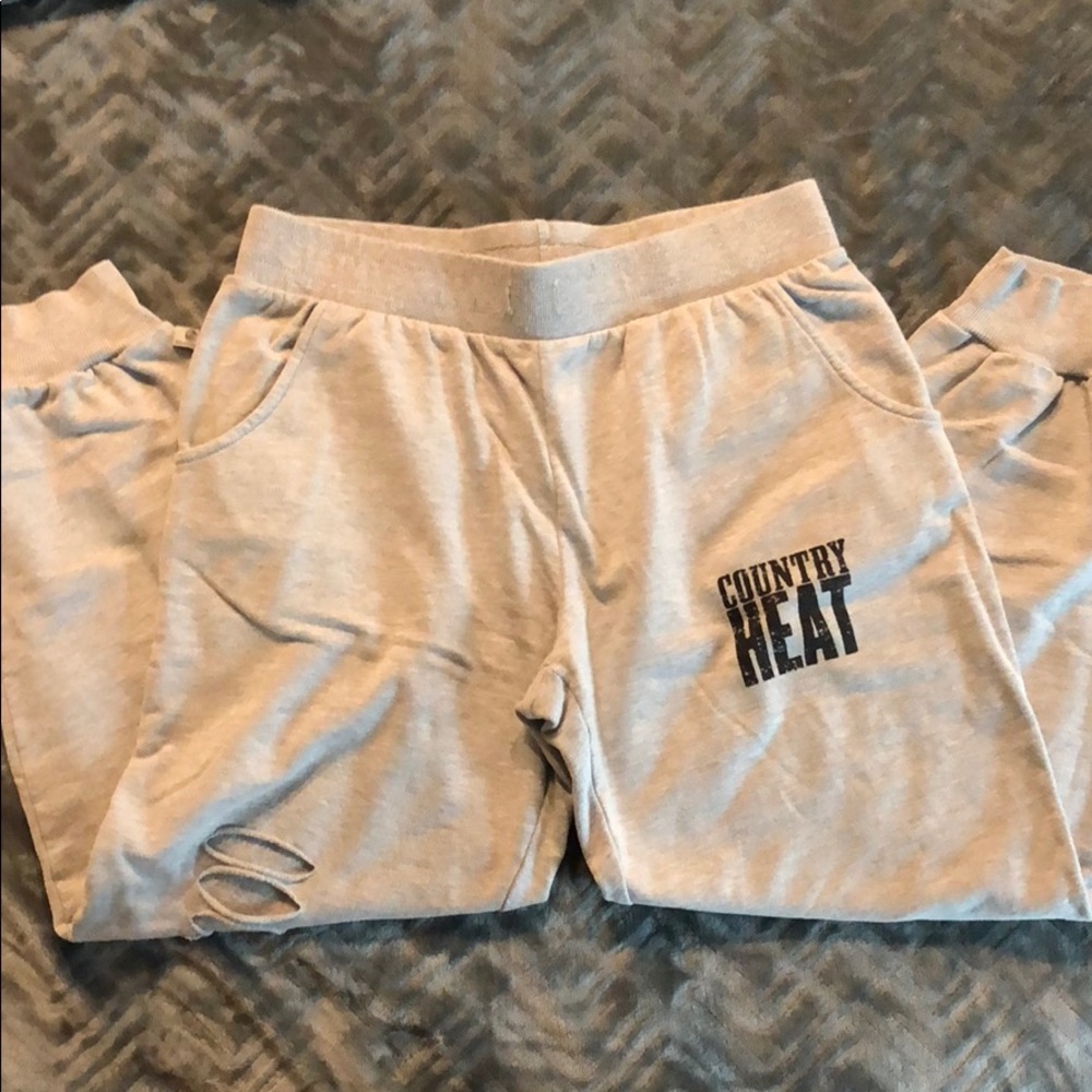 Thin Capri sweat pants